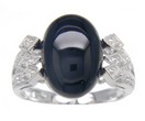 LDS OVAL ONYX RING W/DIAMOND