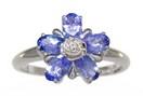 LDS OVAL TANZANITE FLOWER RING